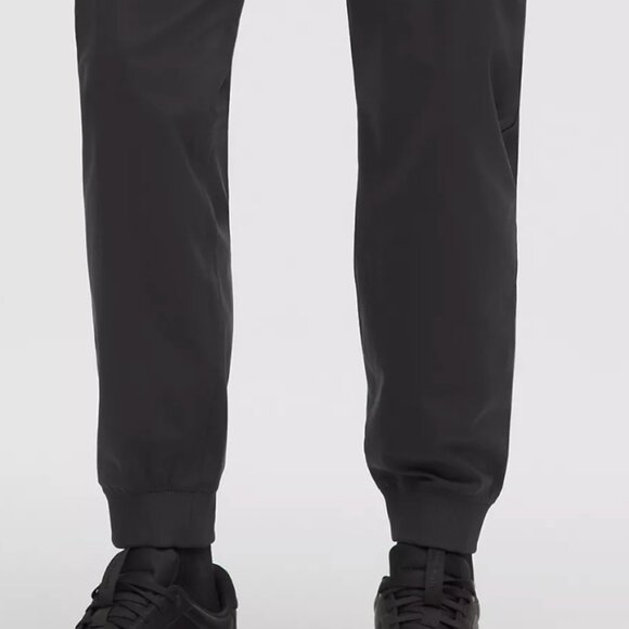 LuLuLemon Men's ABC Jogger- like new! - Picture 3 of 3